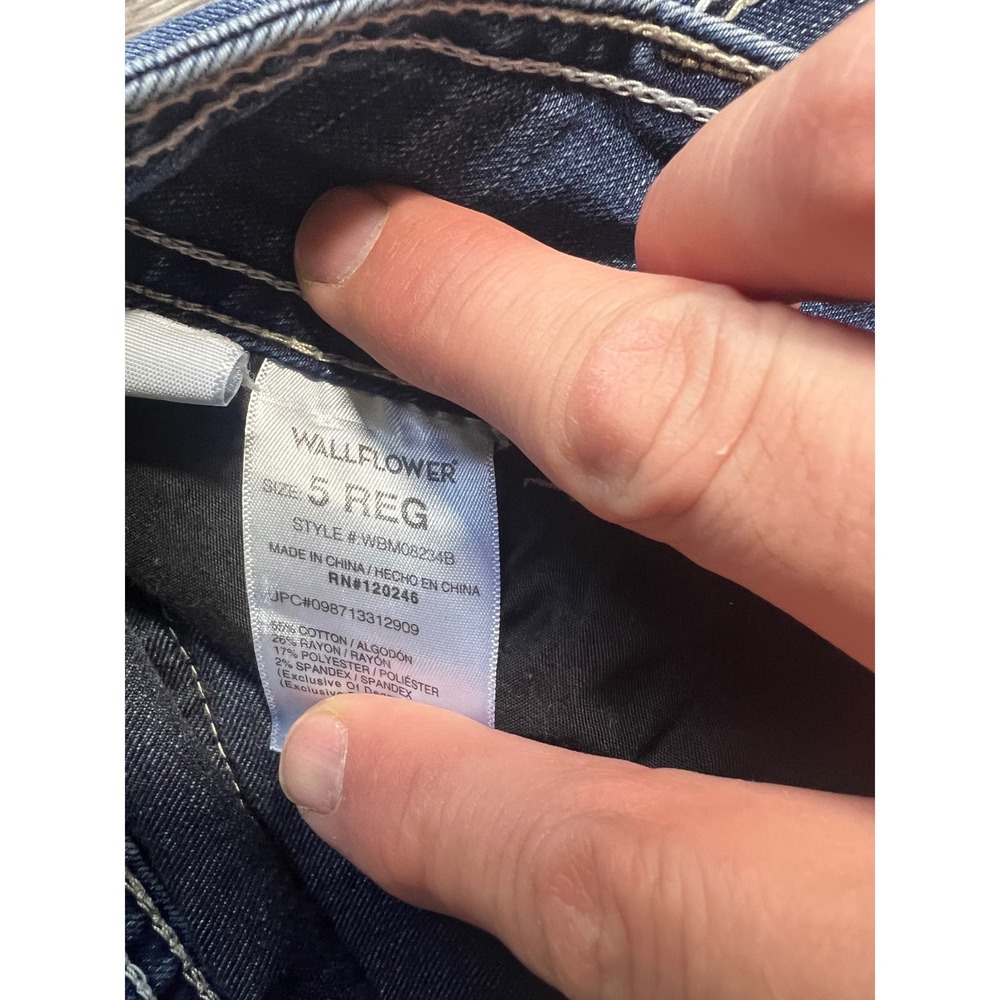 WallFlower Luscious Curvy Fit Jeans Womens 5 Regular Blue Excellent Bootcut - Picture 3 of 8